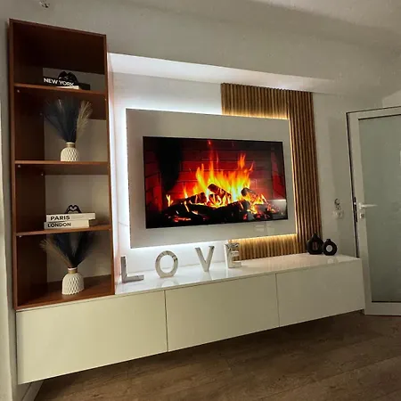 Newly Renovated 1 Bedroom Flat In * Tepelene